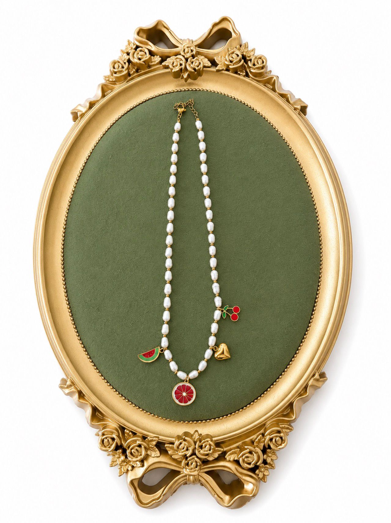 collier fruits cœur